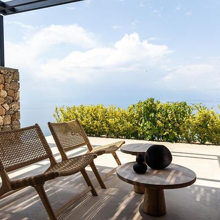 ​Le Grand Bleu Resort Derveni Esterno foto